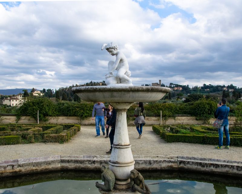 Florence: Pitti Palace and Boboli Gardens Walking Tour - Boboli Gardens on your own: mazes, caves, and Buontalenti
