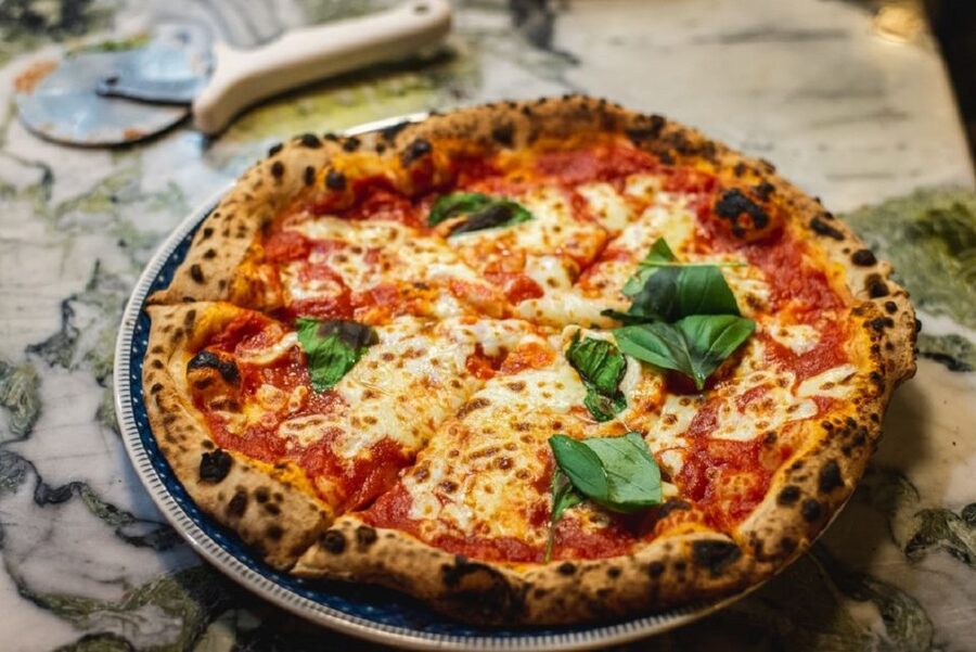 Florence: Pizza Dinner and Opera Arias Concert - How to enjoy it if you are not an opera person