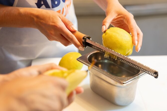 Florence Pizza or Pasta Class with Gelato Making at a Tuscan Farm - Instructors, Energy, and the Small-Group Advantage