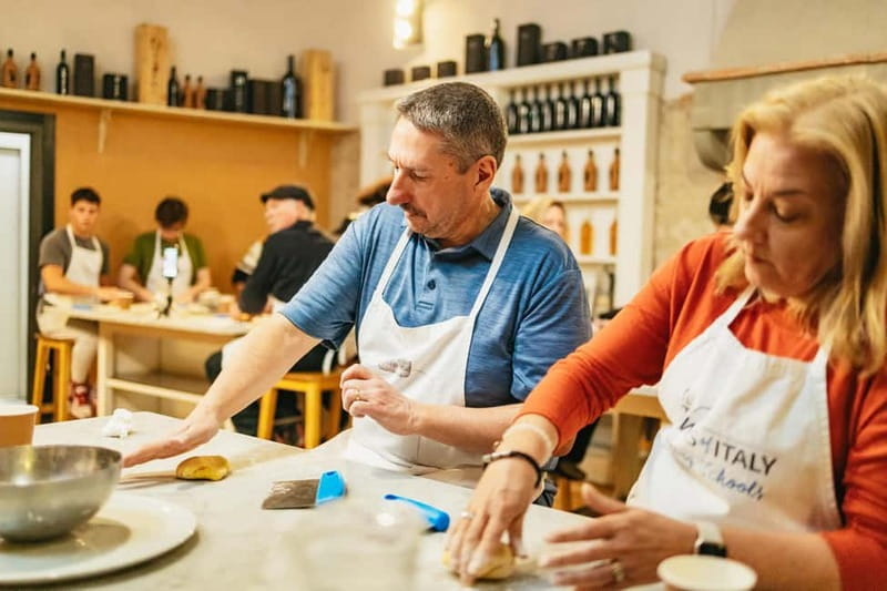 Florence: Premium Cooking Class for Pasta and Gelato - The Meal You Sit Down To: Ragù, Pesto, and Tiramisu