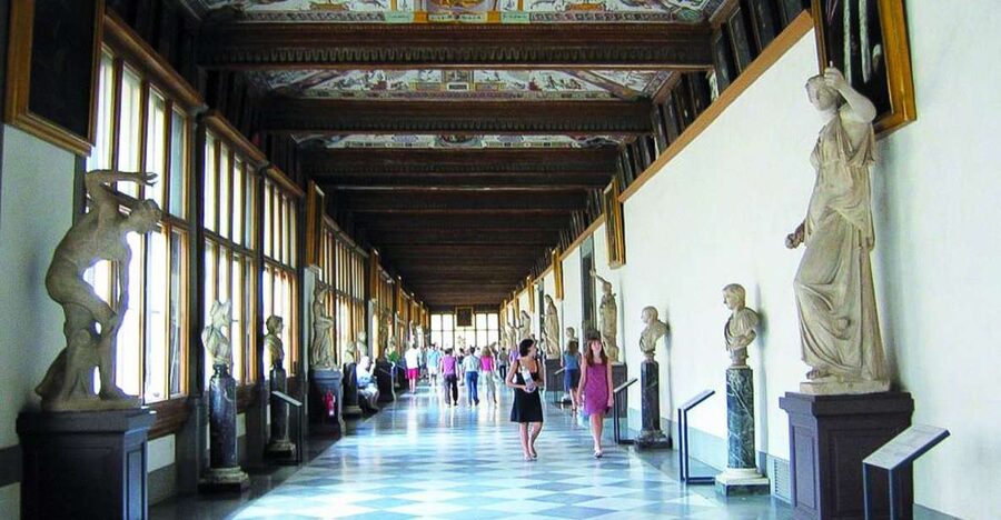 Florence: Private Uffizi Gallery Discovery Tour with Ticket - Masterpieces on the plan: Botticelli, Michelangelo, Raphael, Leonardo