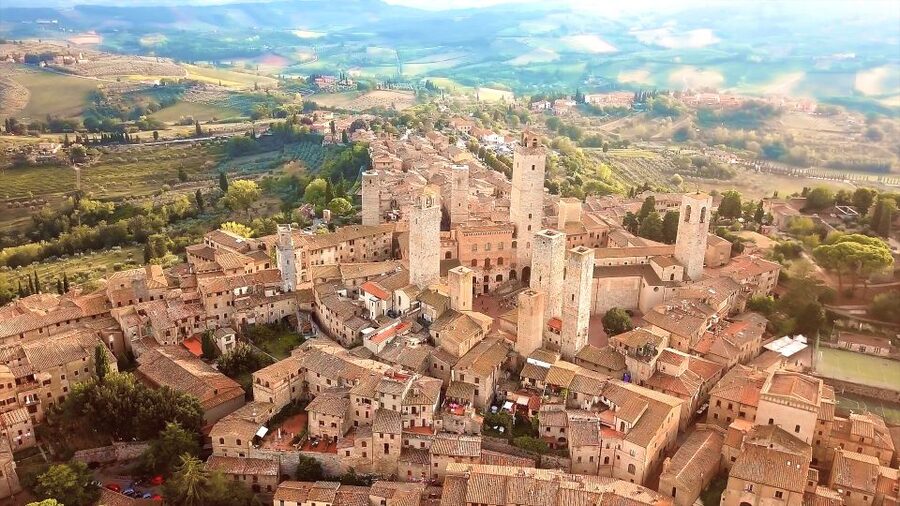Florence: S. Gimignano, Siena, Chianti & Wine Tasting Lunch - Siena on foot: San Domenico, Piazza del Campo, and optional Cathedral time