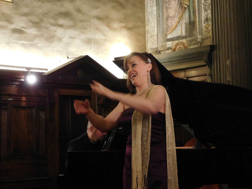 Florence: Santa Monaca Church Italian Opera Concert Ticket - The one-hour flow: tight arias, short intermission, and a real night out