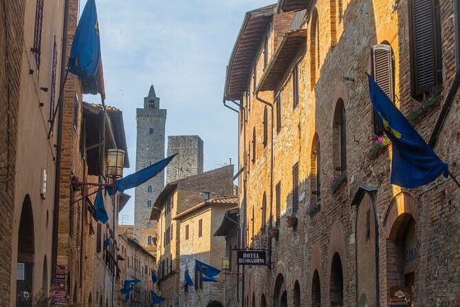 Florence: Siena & San Gimignano with Dinner in a Boutique Winery - The Chianti Winery Dinner: Where the Evening Earns Its Keep