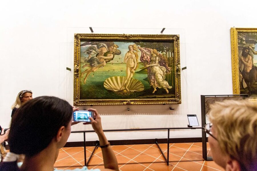 Florence: Skip-the-Line Uffizi Gallery Small Group Tour - Botticelli first: Birth of Venus and Primavera, decoded