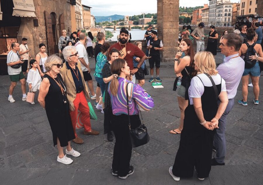 Florence: Small Group Guided Walking Tour - Guides who keep it funny, patient, and clear