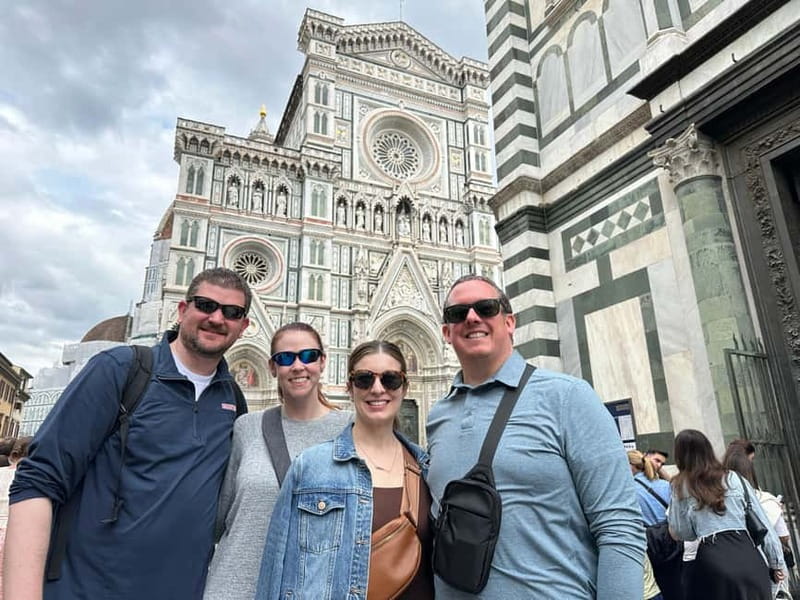 Florence: Street Food Tour with Wine & Local Guide - Ponte Vecchio and the city’s iconic pulse, on foot