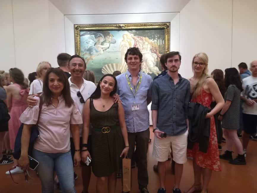 Florence: Uffizi Entry Ticket & Audio Guided Tour with Host - After the galleries, a quick payoff near the Vasari Corridor
