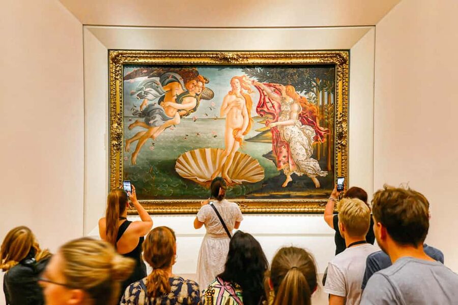 Florence: Uffizi Guided Tour with Skip-the-Line Entry Ticket - Skipping the Uffizi ticket line, and finding your group fast