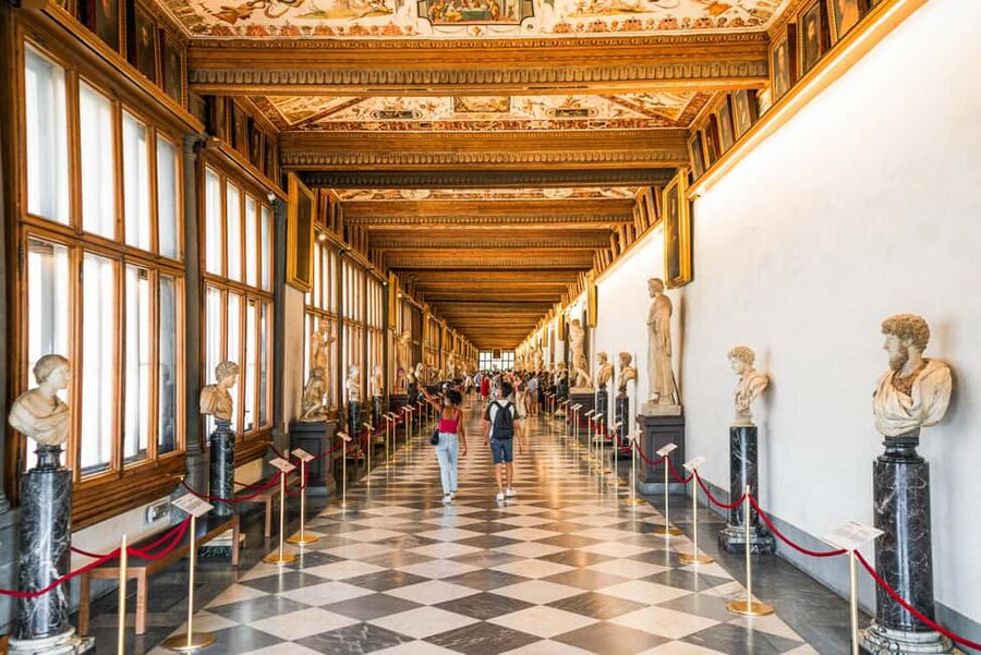 Florence: Uffizi Guided Tour with Skip-the-Line Entry Ticket - Michelangelo’s Doni Tondo: Renaissance art that hits fast