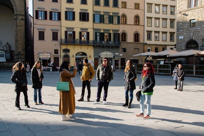 Florence Walk Tour + Wine Windows Option | Discover, Sip, Enjoy! - Start Smart at Piazza della Repubblica, Then Follow the Renaissance Thread