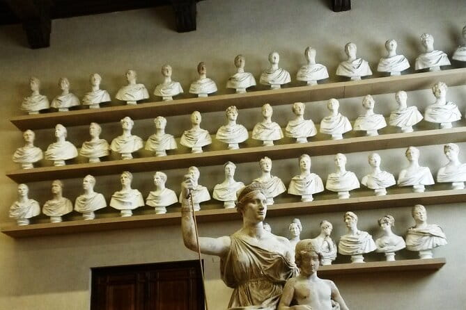 Florence Walking Tour with Accademia, Uffizi & Lunch - Accademia Gallery: Michelangelo’s David and the sculptor’s mind