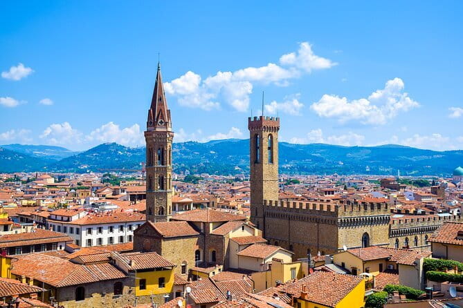 Florence Walking Tour with Accademia, Uffizi & Lunch - Lunch in the old town: a 3-course break, with drinks extra