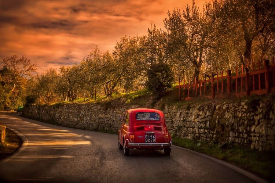 Florence Wine Tasting and Tuscan Lunch in a Vintage Fiat 500 - Tuscany Back Roads and the Villas You See Along the Way