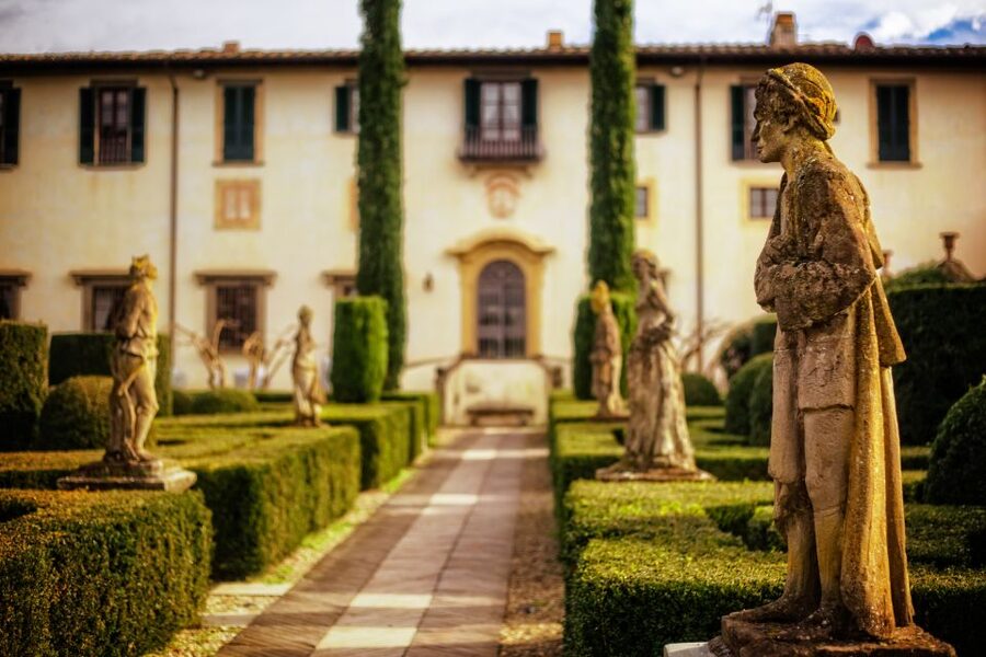 Florence Wine Tasting and Tuscan Lunch in a Vintage Fiat 500 - Inside the Renaissance-Era Villa: Wine Cellar and Olive Oil Tasting