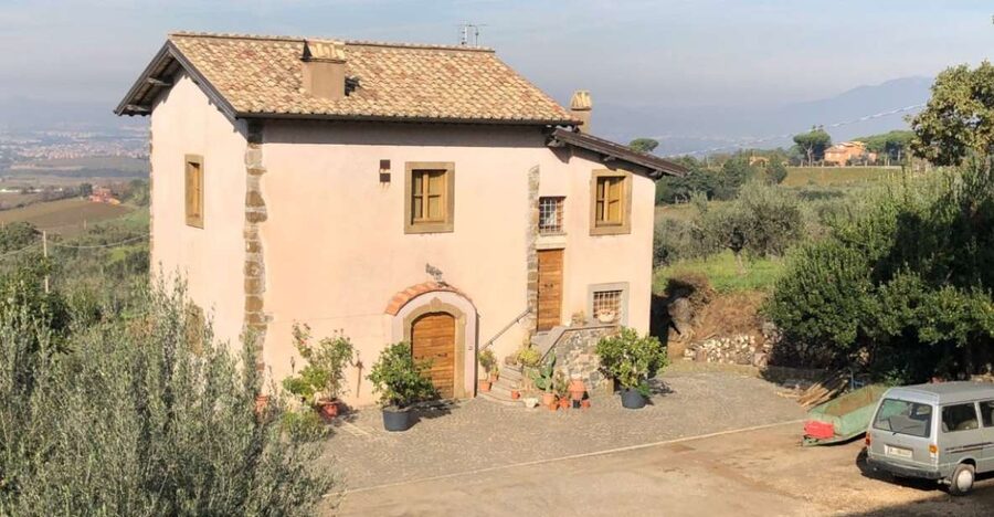 Frascati Wine Road from Rome: Tasting & Lunch - Getting to Frascati by train, without the drama