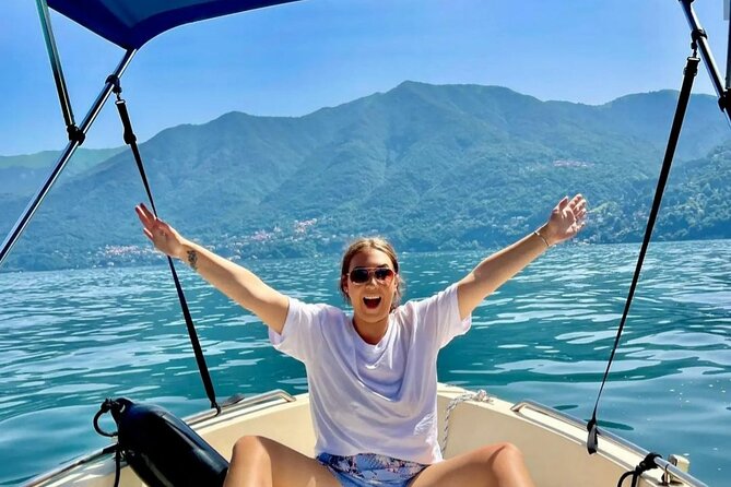 From 1H to 4H License Free Boat Rental 40cv Lake Como - Your self-drive route: villas, towns, and Isola Comacina at your pace
