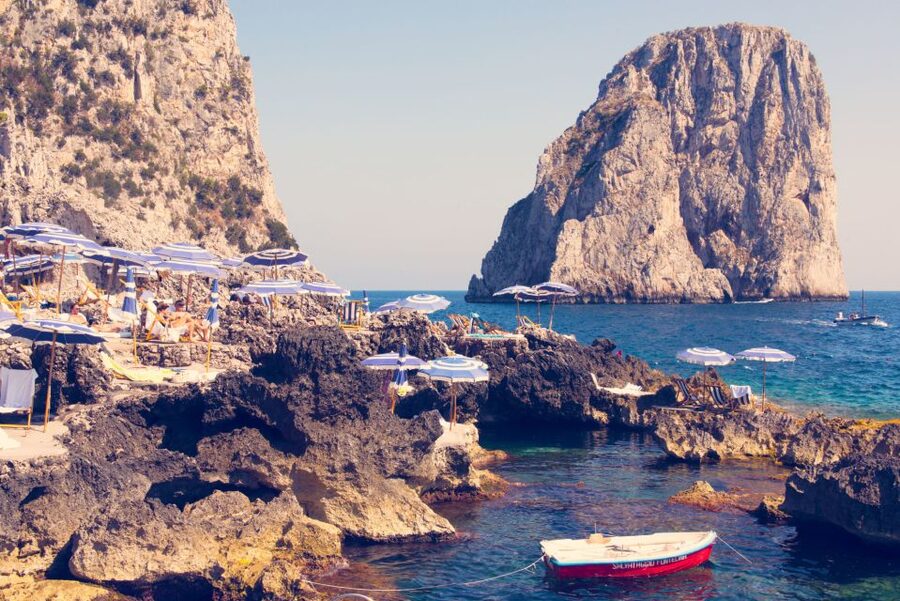 From Amalfi: Li Galli Islands and Capri Full-Day Boat Tour - Cruising the Amalfi Coast with a prosecco toast