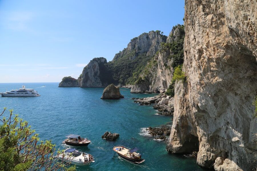 From Amalfi: Li Galli Islands and Capri Full-Day Boat Tour - Punta Campanella Marine Protected Area: your first swim stop