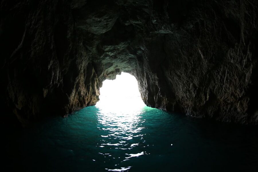 From Amalfi: Li Galli Islands and Capri Full-Day Boat Tour - Meet at Piazza Flavio Gioia, then board your gozzo boat