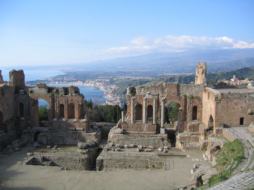 From Catania: Guided Tour of Mount Etna and Taormina - Languages and guide style, what you can realistically expect