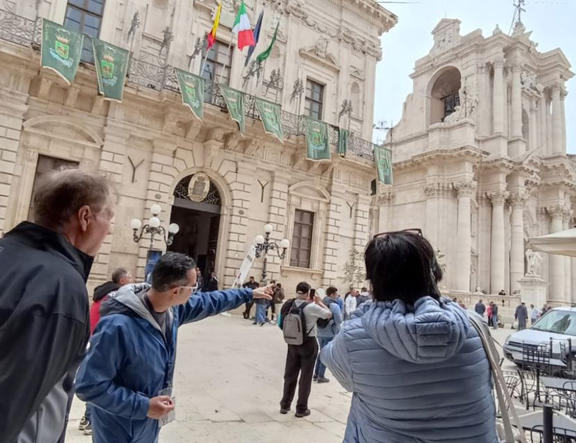 From Catania: Neapolis of Syracuse, Ortygia, and Noto Tour - Ortigia Island: Arethusa Fountain and Piazza del Duomo Views