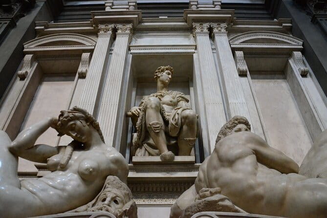 From Florence: Pisa Afternoon Tour & Leaning Tower Access - Guides and audio headsets: small tools that affect your comfort