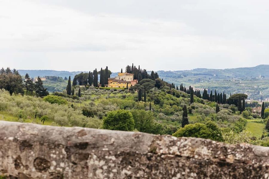 From Florence: Tuscan Countryside Vespa Tour with Tastings - Meeting at Santa Maria Novella and getting set up fast