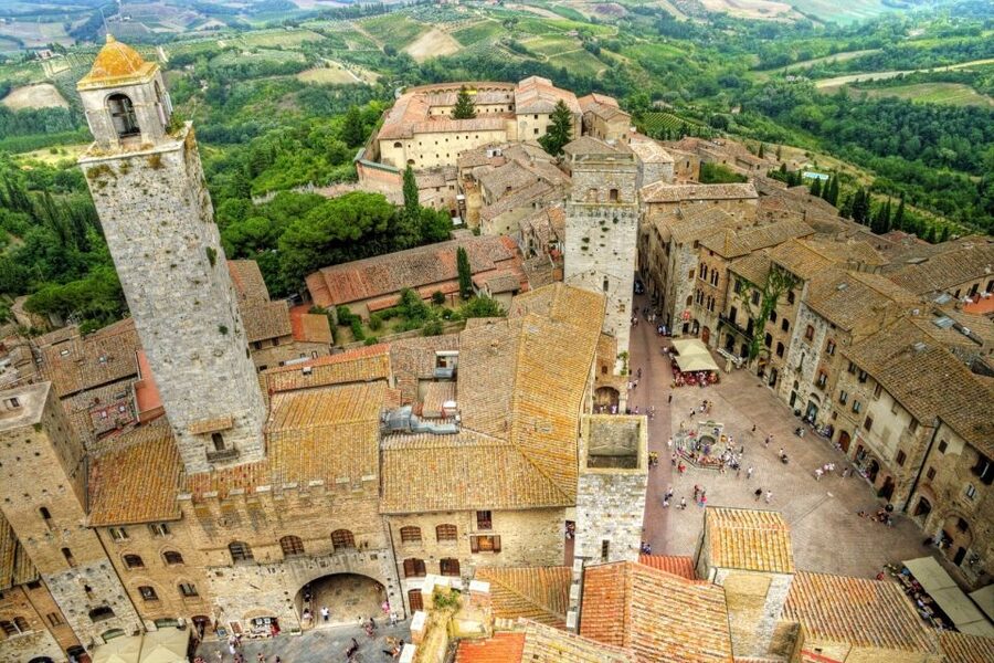 From Florence: Tuscany Highlights Full-Day Tour - Group size, language, and pacing on a 12-hour day