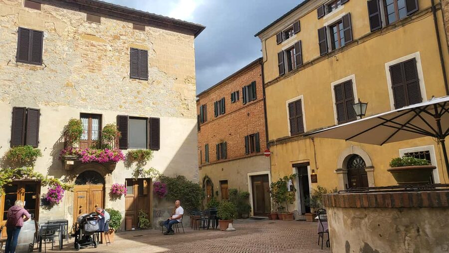 From Florence: Tuscany Hills Wine Tour - Montalcino stop: more wine time, plus shopping momentum