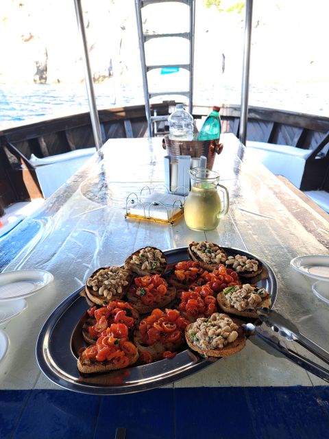 From Ischia: Procida Island Full-Day Boat Tour with Lunch - Chioiolella and Ciraccio: lunch plus the swim that makes the day feel complete