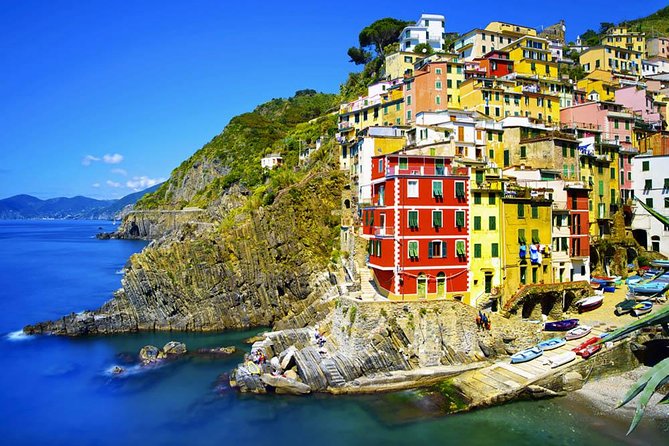 From Milan: Cinque Terre Guided Full-Day Trip With Cruise - Getting to Monterosso: the train hop you can’t ignore