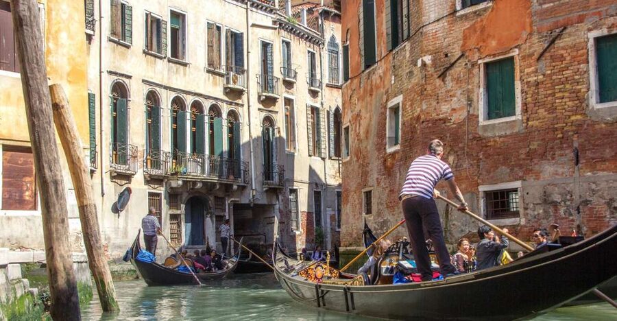 From Milan: Day Trip to Venice with Guided City Tour - Key things to know before you go