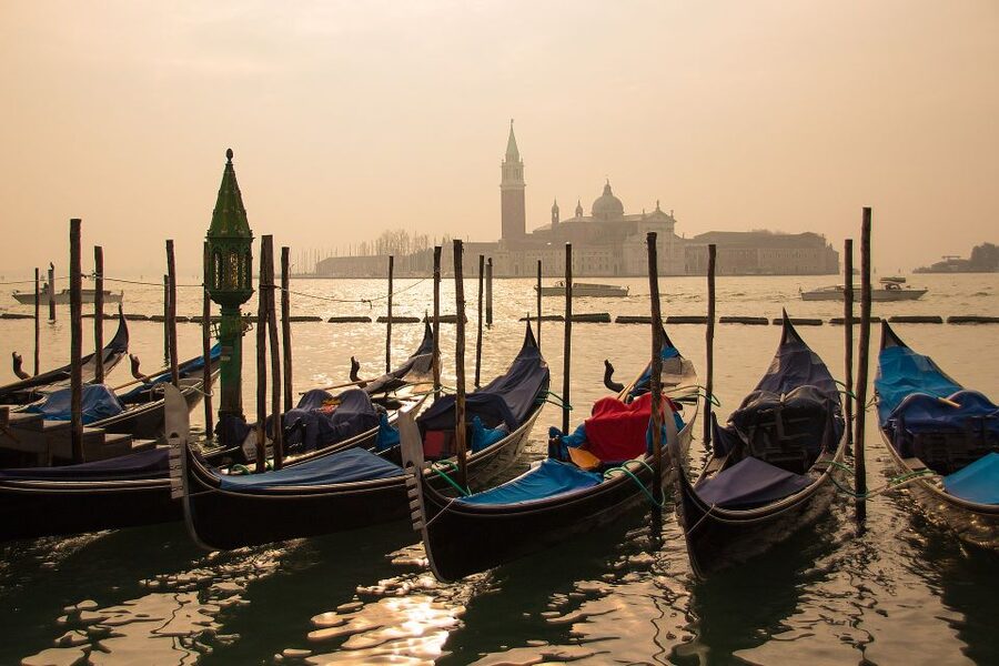 From Milan: Venice and Verona Full-Day Tour by Train - Price and value for $180.12 per person