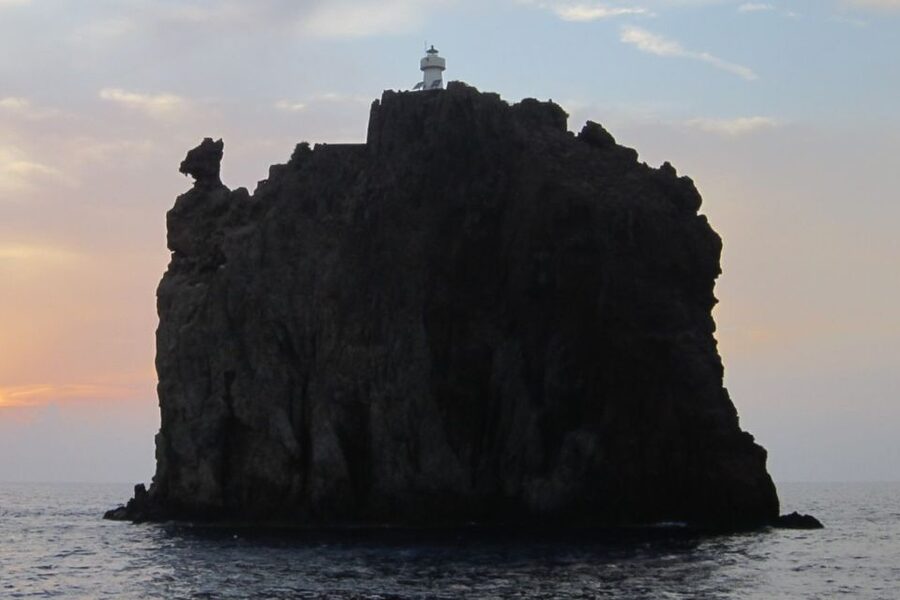 From Milazzo: Panarea and Stromboli Boat Trip by Night - Sunset and Sciara del Fuoco: what you really came for