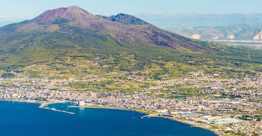 From Naples: Mount Vesuvius Transfer with Entry Tickets - Why this Naples to Vesuvius transfer is a smart use of your time