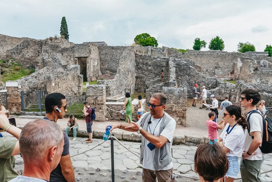 From Naples or Sorrento: Pompei Half-Day Tour - What the guide teaches you about Pompeii before the eruption