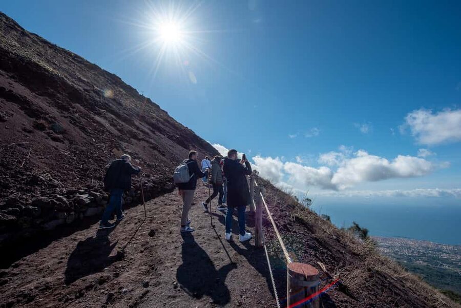 From Naples: Pompeii and Vesuvius Guided Day Trip with Lunch - Key things to know before you go