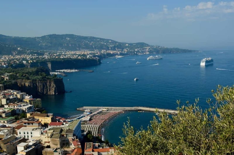 From Naples/Salerno: Pompeii, Sorrento, and Positano Tour - Sorrento’s Two-Hour Break: Citrus Streets, Shopping, and Limoncello
