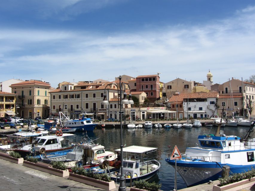 From Palau: 4 stops boat tour to La Maddalena archipelago - Lunch on board and the real value of the $65-ish ticket