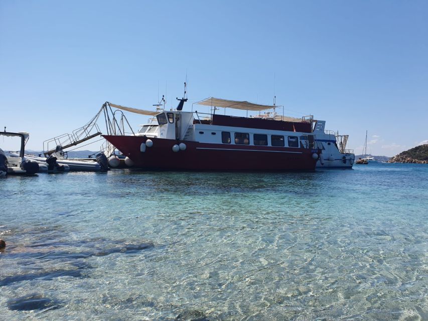 From Palau: La Maddalena Archipelago Boat Tour with Pasta - Lunch onboard: seafood pasta that actually feels like lunch