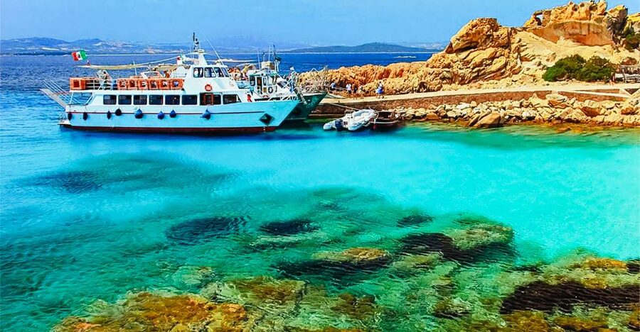 From Palau: La Maddalena Archipelago Day Tour by Boat - Meeting Motonave Petagus, Check-In, and Getting a Good Spot