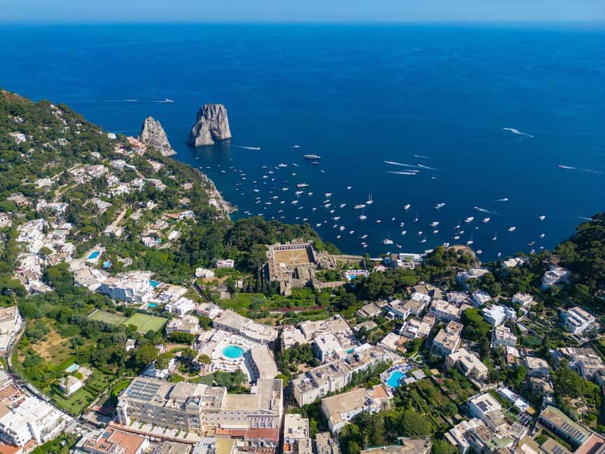 From Positano: Day trip to Capri - Group Tour by boat - Marina Piccola to Capri center: your about-4-hours window for choosing your vibe