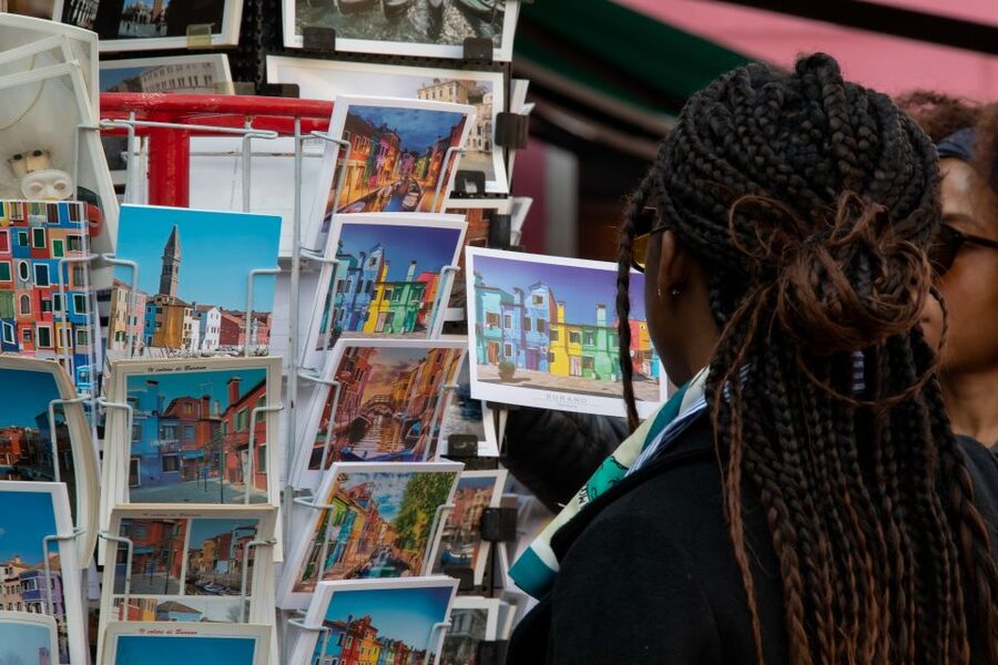 From Punta Sabbioni: Venice, Murano & Burano Guided Tour - Murano at 1:00 pm: the glass factory visit, live demonstration, and your hour on the island