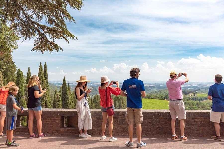 From Rome: Bagnoregio & Orvieto Day Trip with Wines & Lunch - Two regions, one day: how the Rome morning sets you up