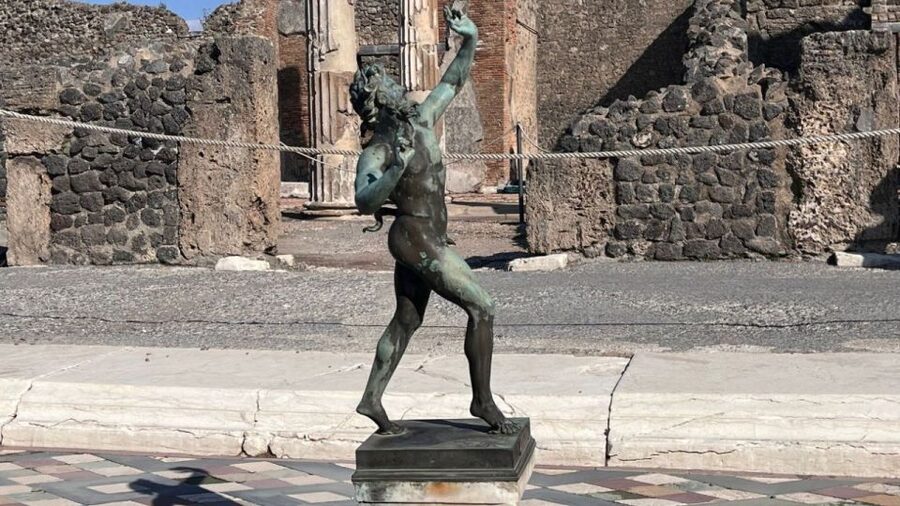 From Rome: Pompeii and Naples Day Trip by High-Speed Train - Rome to Naples by high-speed train, then Pompeii without the headache