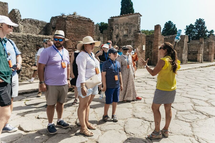 From Rome: Pompeii Day Trip with Optional Vesuvius and Lunch - Price and value at $88: what you pay for, and what you save