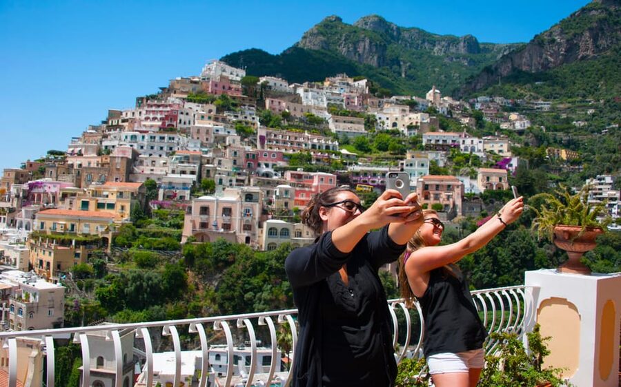 From Rome: Pompeii, Positano and Amalfi Coast Day Trip - Comfort, buses, and the long-road trade-off