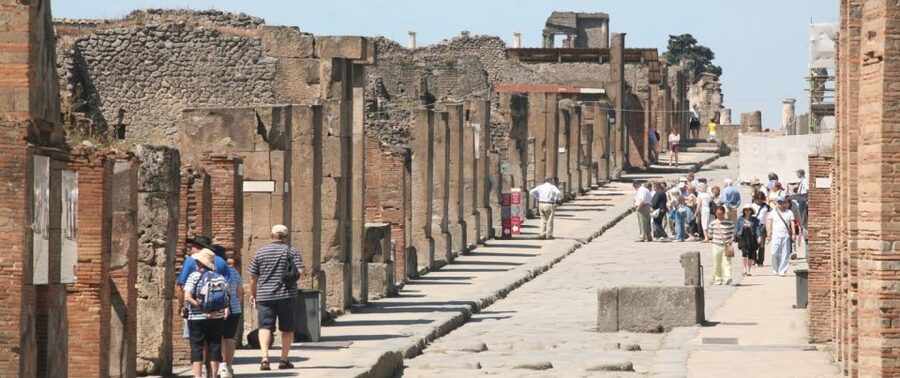 From Rome: Pompeii, Positano and Amalfi Full-Day Tour - Should you book this Pompeii and Amalfi day trip?