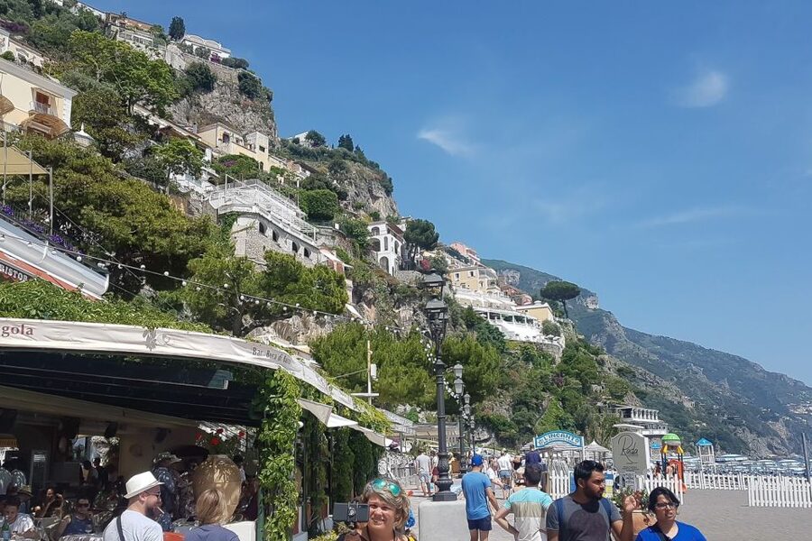 From Rome: Pompeii, Positano and Amalfi Full-Day Tour - Positano time: photos, shopping, lunch breaks, and a reality check